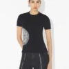 Camiseta Baby Tee negra con estampado de laurel Camiseta Baby Tee negra con estampado de laurel