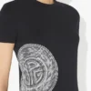 Camiseta Baby Tee negra con estampado de laurel Camiseta Baby Tee negra con estampado de laurel