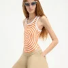 Camiseta sin mangas naranja con estampado «Target» Camiseta sin mangas naranja con estampado «Target»