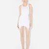 El vestido blanco con liguero El vestido blanco con liguero