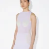 El vestido cónico blanco El vestido cónico blanco