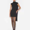 El vestido cónico corto de pantalones cortos El vestido cónico corto de pantalones cortos