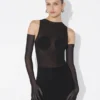 El vestido cónico negro El vestido cónico negro