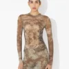 El vestido largo beige Madaillon El vestido largo beige Madaillon