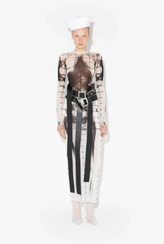El vestido largo blanco Squeletor