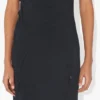 El vestido largo con ligas El vestido largo con ligas