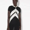 El vestido largo negro con Chevrons El vestido largo negro con Chevrons