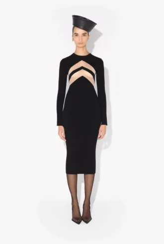El vestido negro con Chevrons El vestido negro con Chevrons