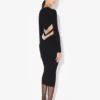El vestido negro con Chevrons El vestido negro con Chevrons