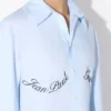 La camisa azul con estampado de Jean Paul Gaultier La camisa azul con estampado de Jean Paul Gaultier
