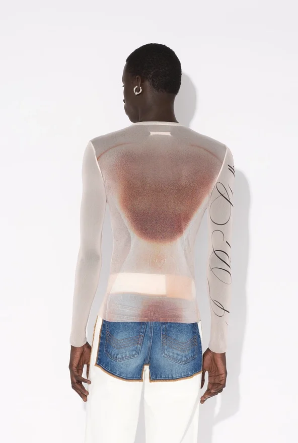 La camiseta «Classique» de las partes de arriba La camiseta «Classique» de las partes de arriba