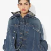 La chaqueta de doble denim La chaqueta de doble denim