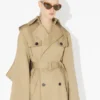 La gabardina con capucha La gabardina con capucha