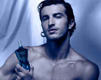 Le Male en azul