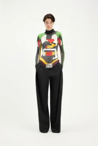 Los pantalones de traje de corte curvo