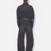 Los vaqueros de denim negro con tiras