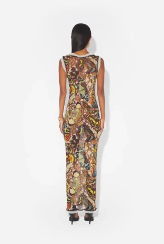 Reedición: el vestido de mariposas amarillas