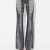 Reedición: los pantalones de lunares blancos y negros Reedición: los pantalones de lunares blancos y negros